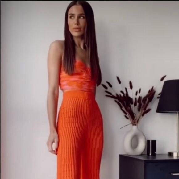 Zara Women's Orange Crochet Pants Size Large NWT - Picture 3 of 14